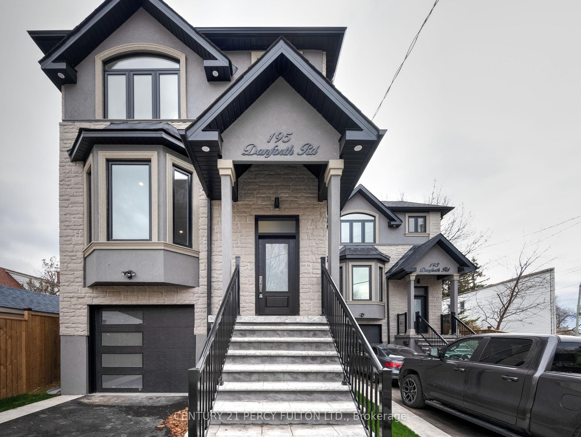 195 Danforth Road, Toronto, ON M1L 3X1