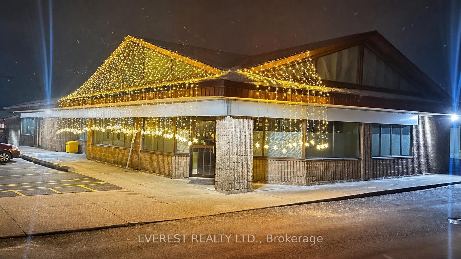 148 Queen Street W 9, Brampton, ON L6V 1B2