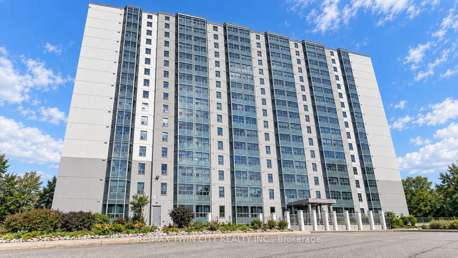 55 Green Valley Drive 302, Cambridge, ON N2P 1Z6