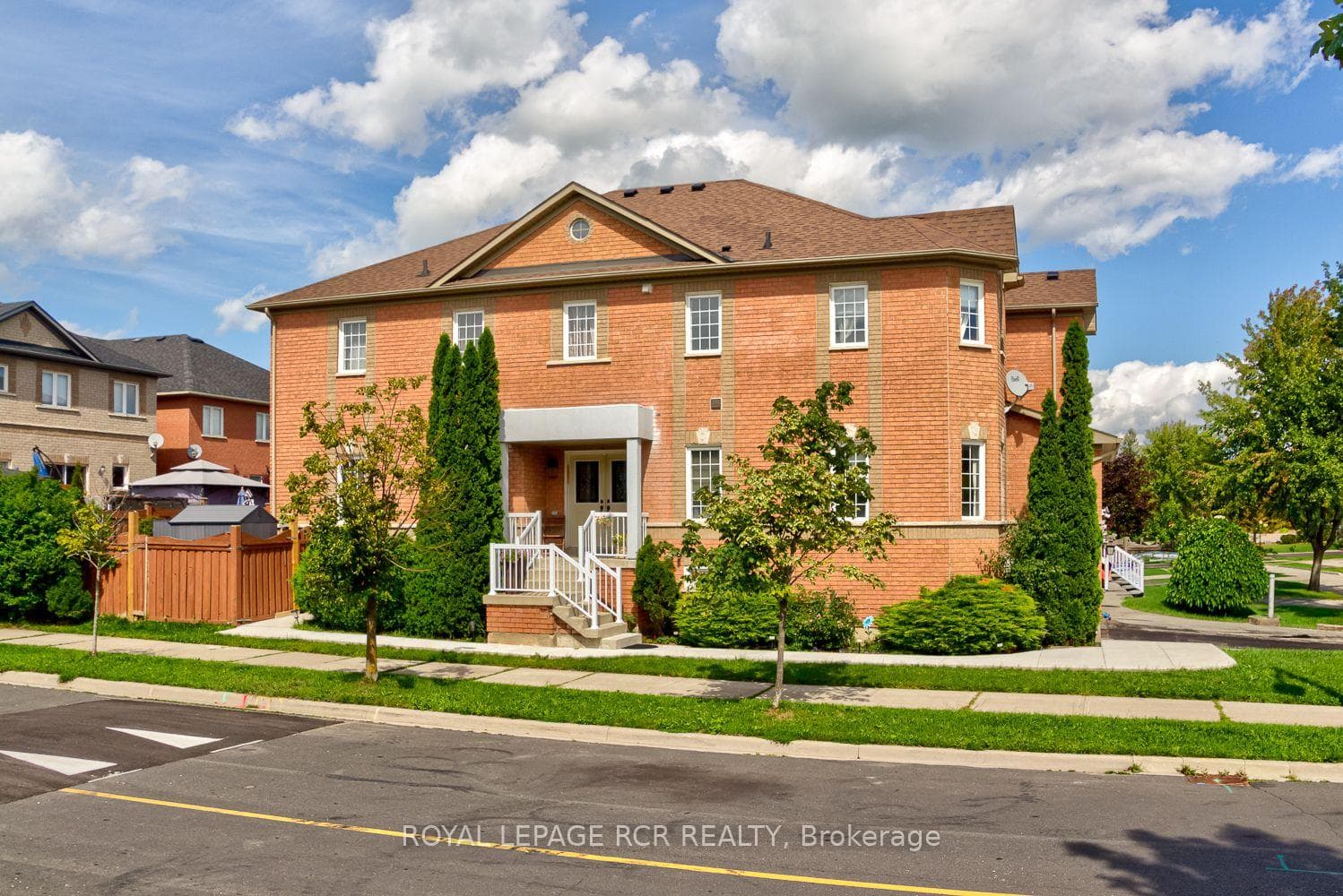 13 Silvervalley Drive, Caledon, ON L7E 2Y8