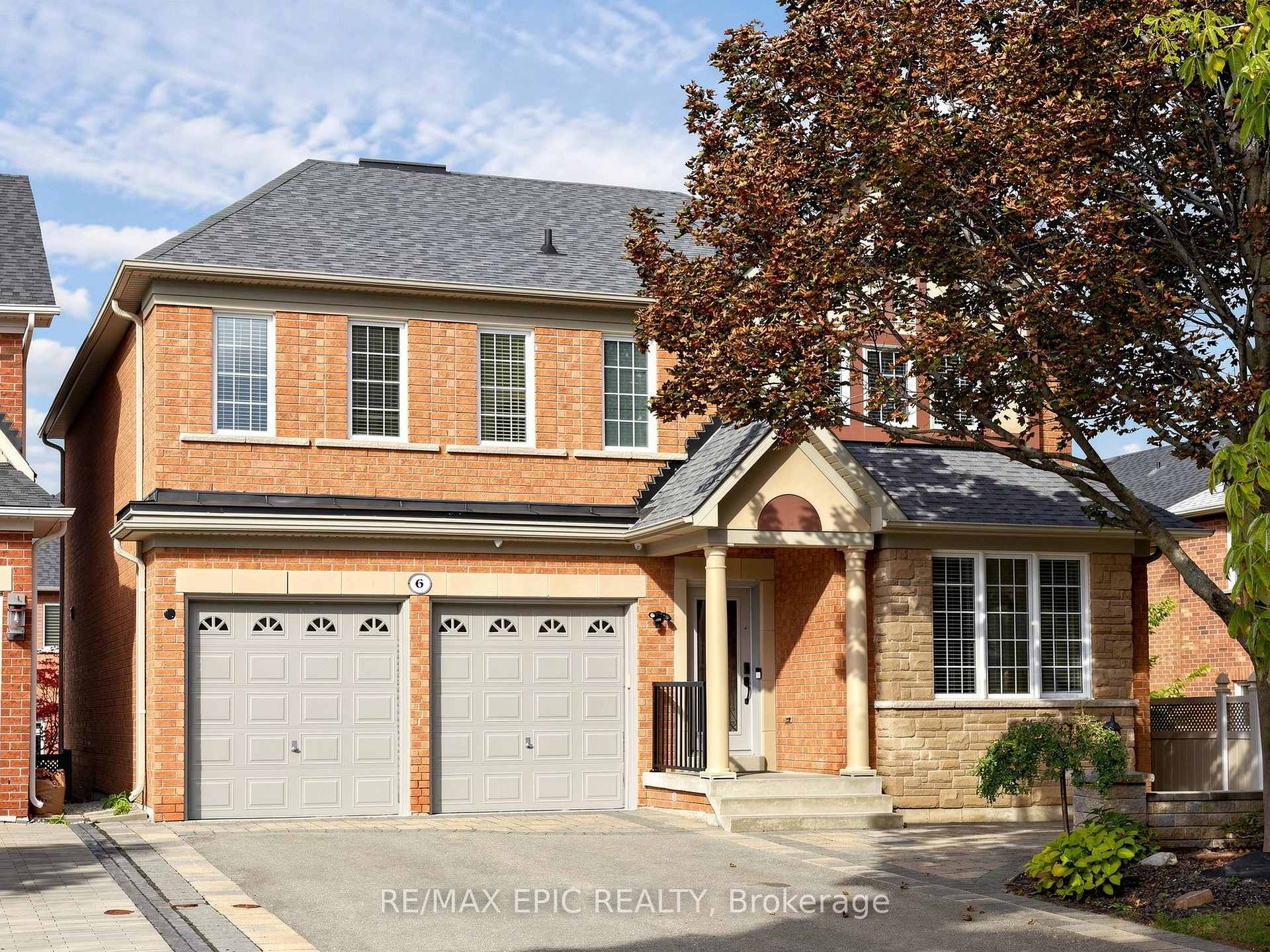 6 Malta Court, Richmond Hill, ON L4E 5E2