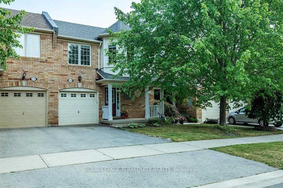 2458 Baintree Crescent, Oakville, ON L6M 4W9