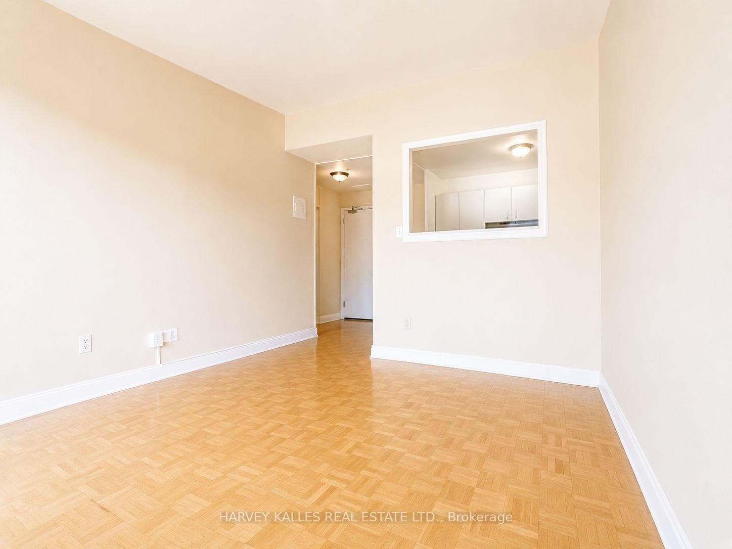 80 Blackfriar Avenue 305, Toronto, ON M9R 3S9
