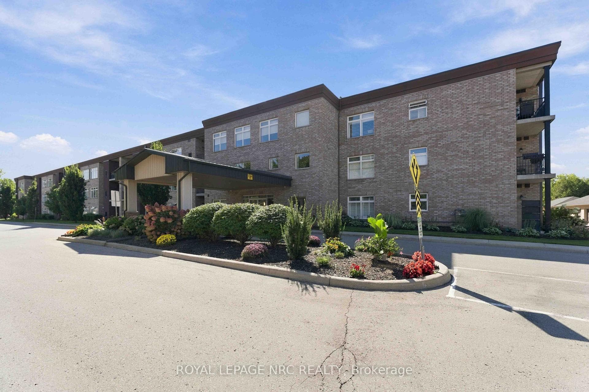4644 PETTIT Avenue 312, Niagara Falls, ON L2E 0B4