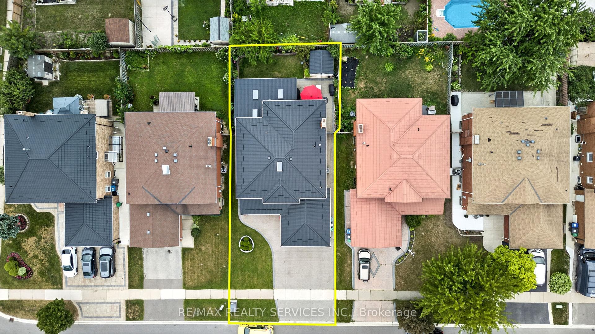 21 Newport Street, Brampton, ON L6S 4N1