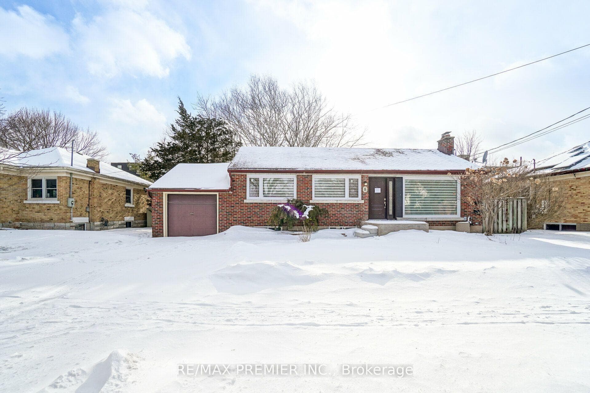 8 Marlborough Road Main FL, Guelph, ON N1E 3X2