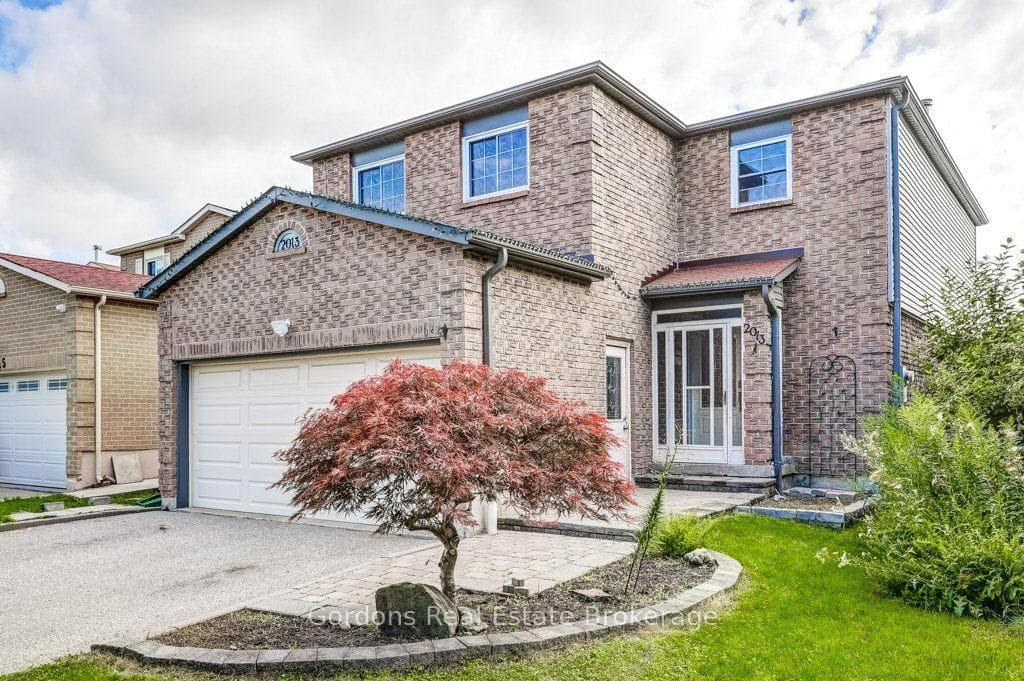 2013 Shay Drive, Pickering, ON L1X 1Y1
