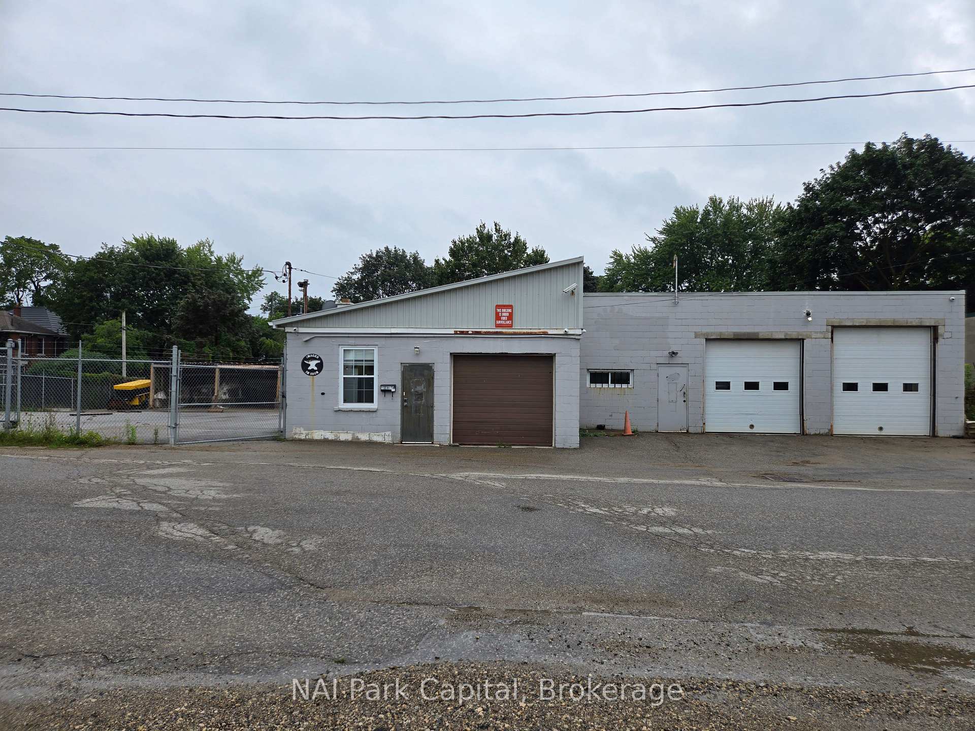 15 Smith Avenue, Guelph, ON N1E 5V4