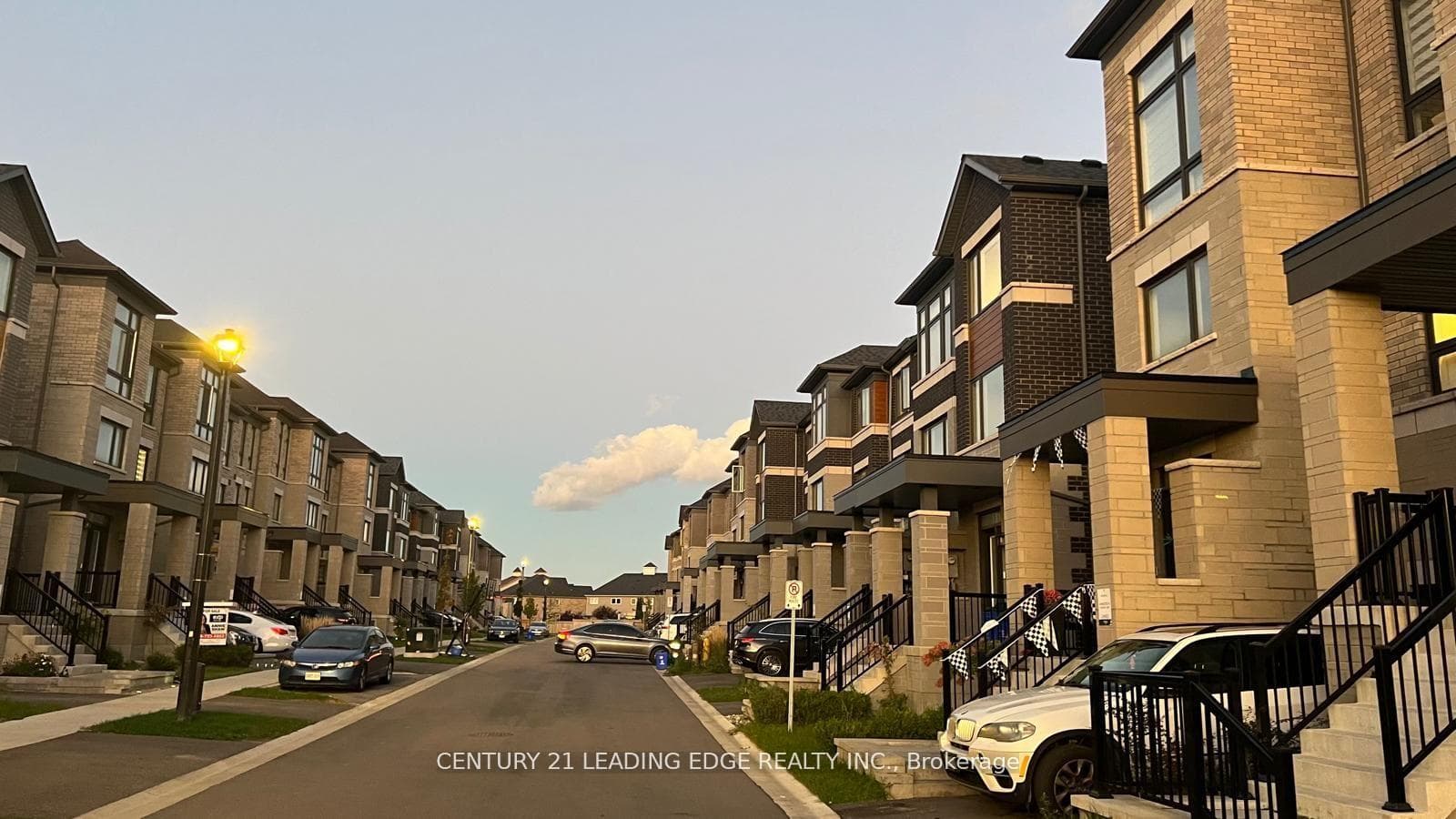 29 Douet Lane, Ajax, ON L1Z 0V4