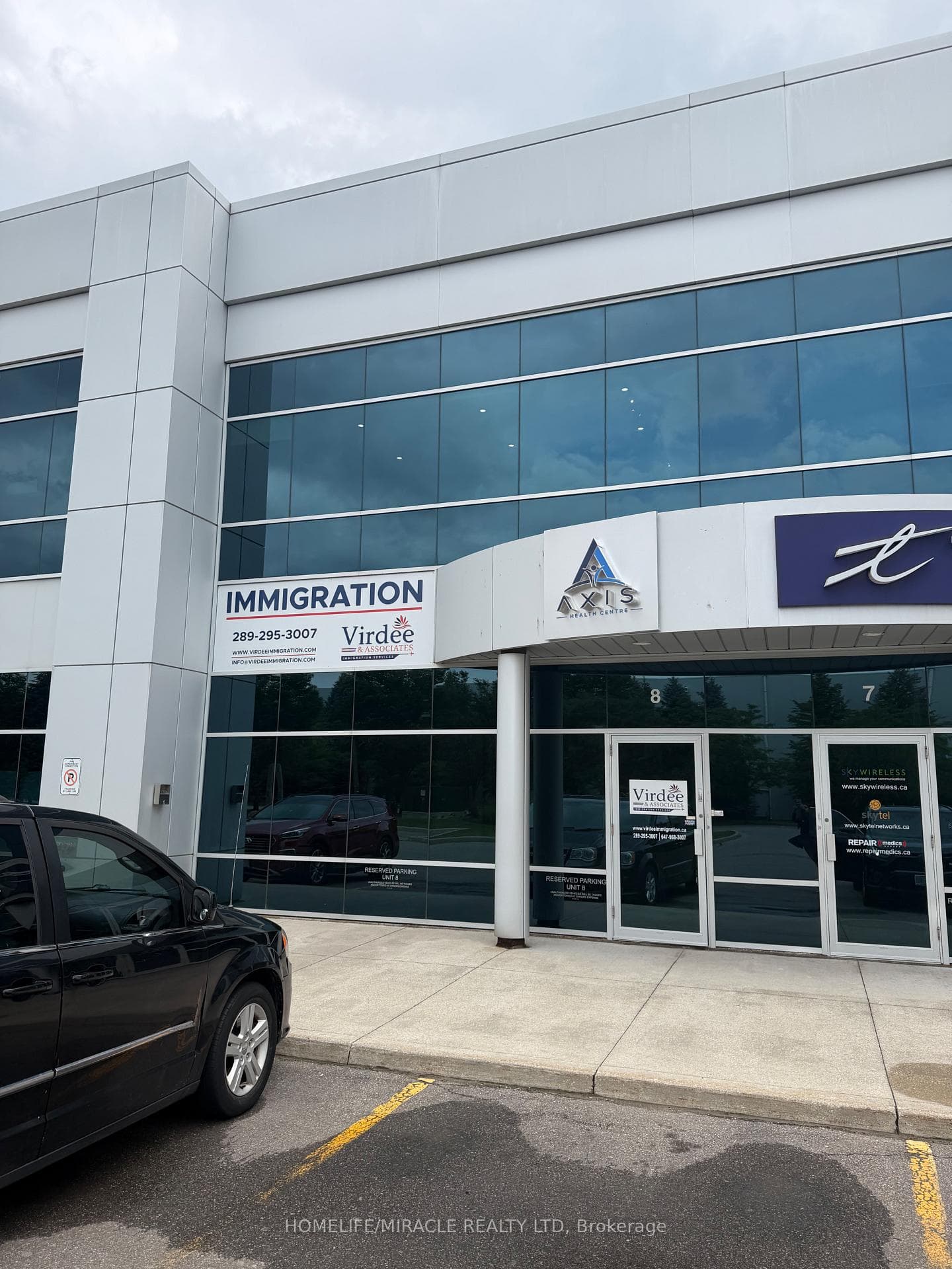 81 Zenway Boulevard 8B, Vaughan, ON L4H 0S5