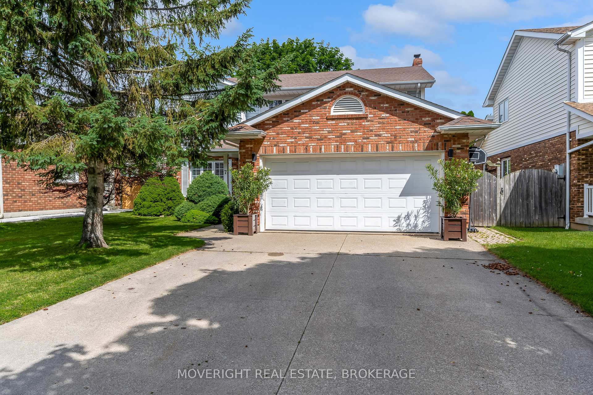 7 Bahama Bay, St. Catharines, ON L2M 7W2