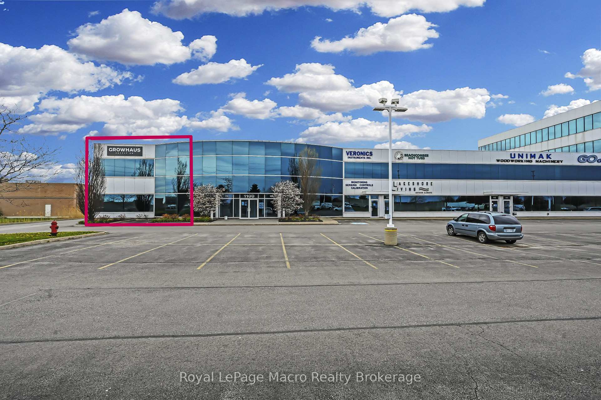 1100 South Service Road 116 & 216, Hamilton, ON L8E 0C5