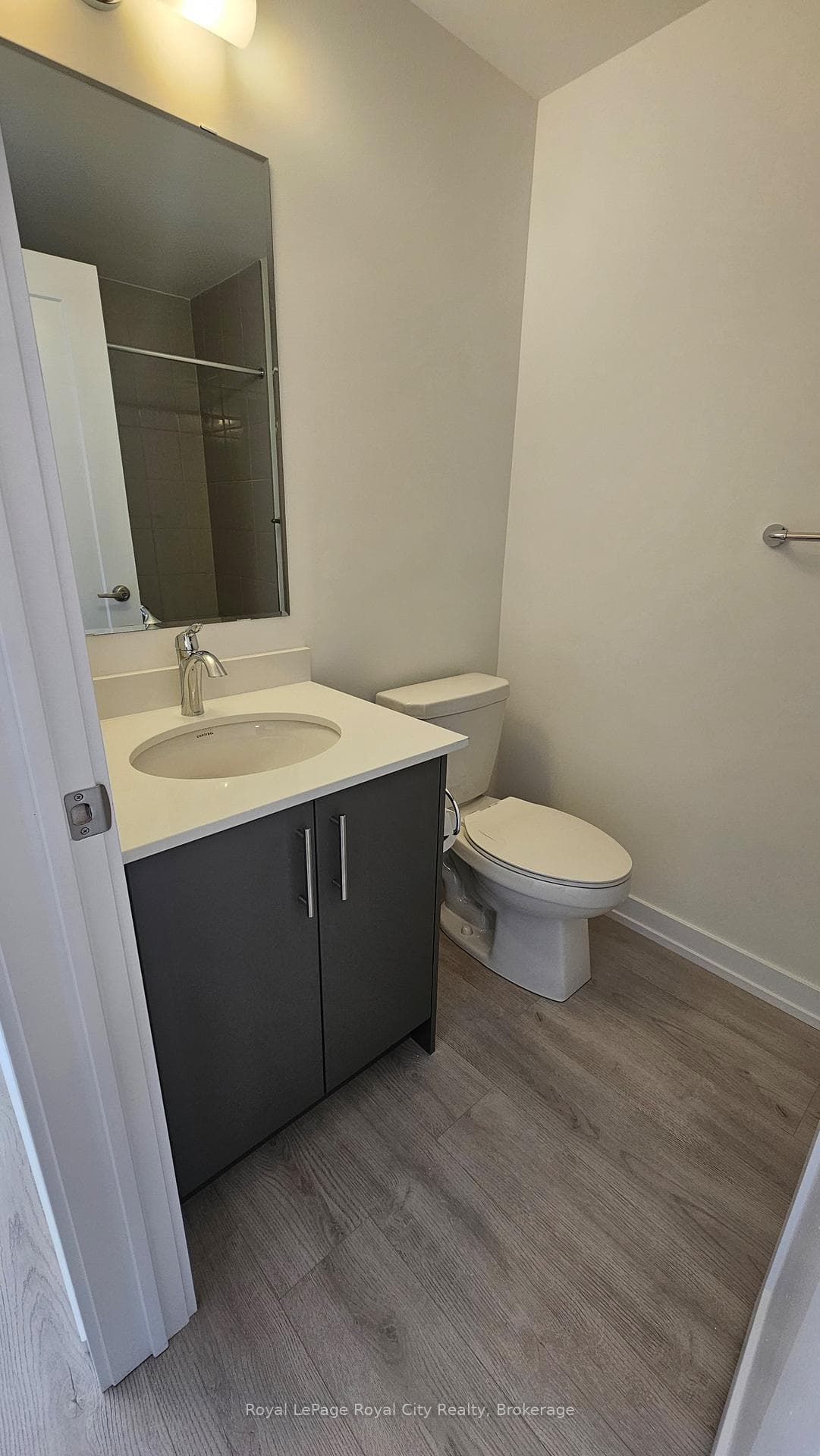 42 Lowes Road W 64, Guelph, ON N1G 0H6