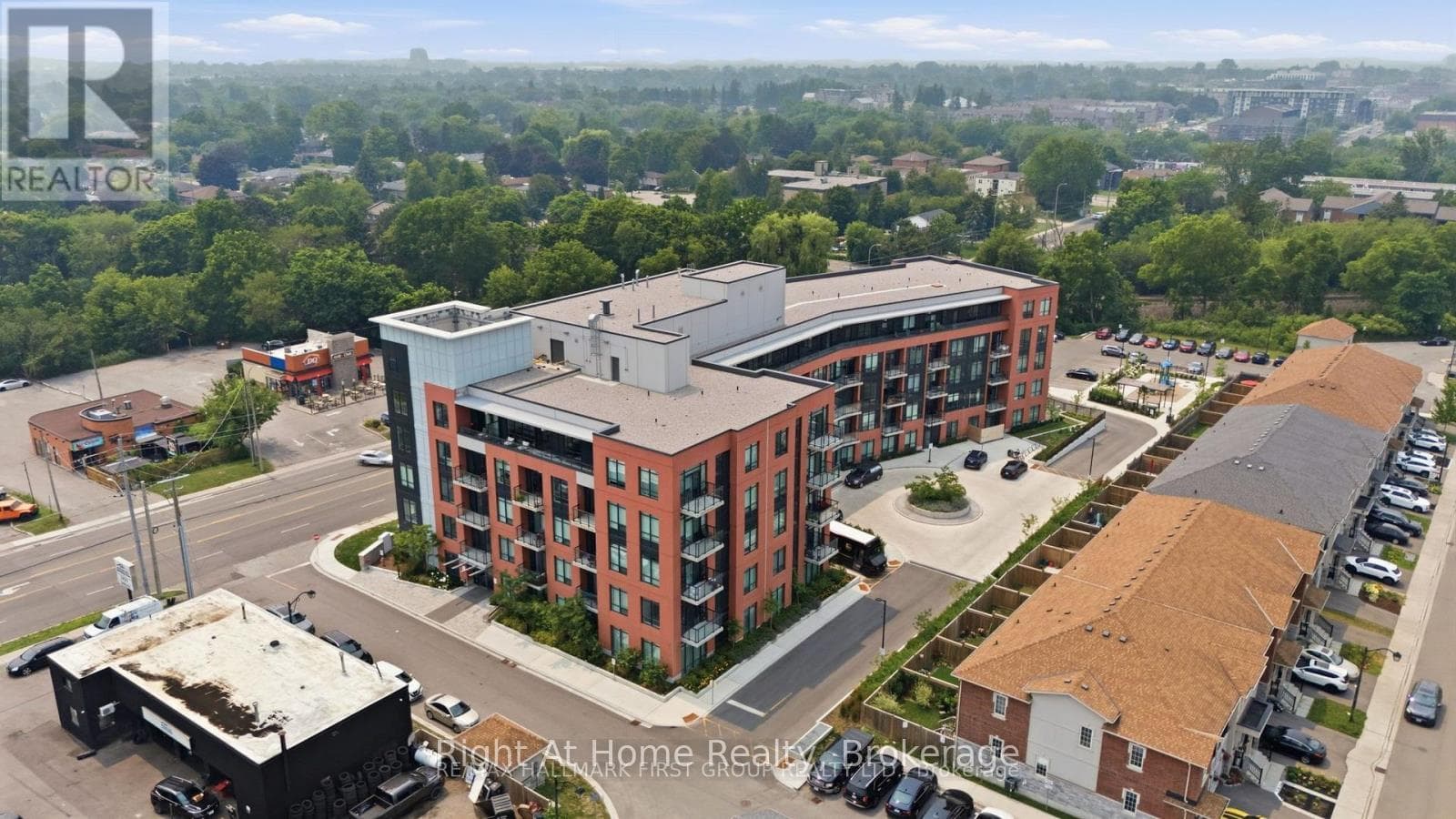 1010 Dundas Street 310, Whitby, ON L1N 2K2