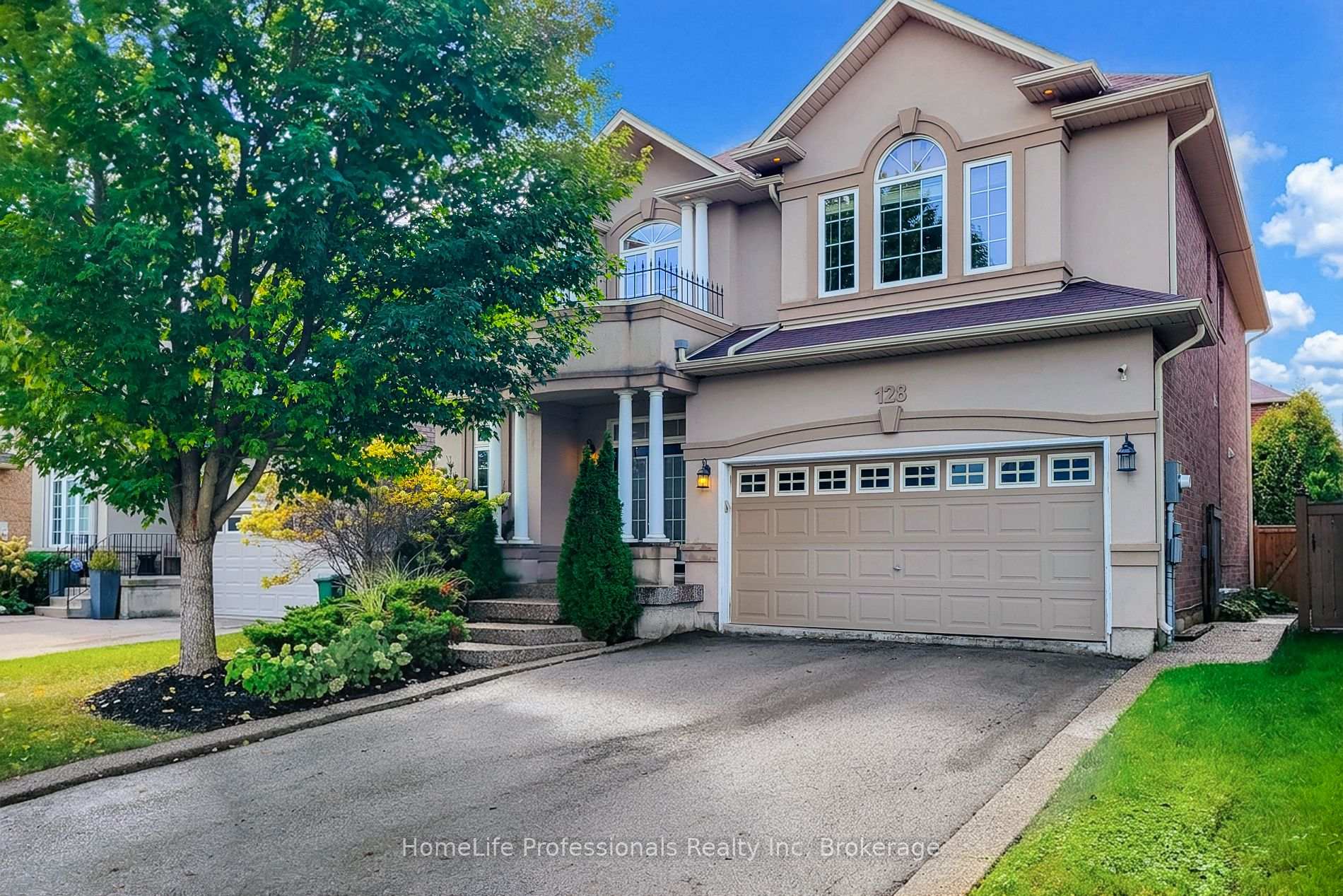 128 O'Leary Drive, Hamilton, ON L9K 0B8
