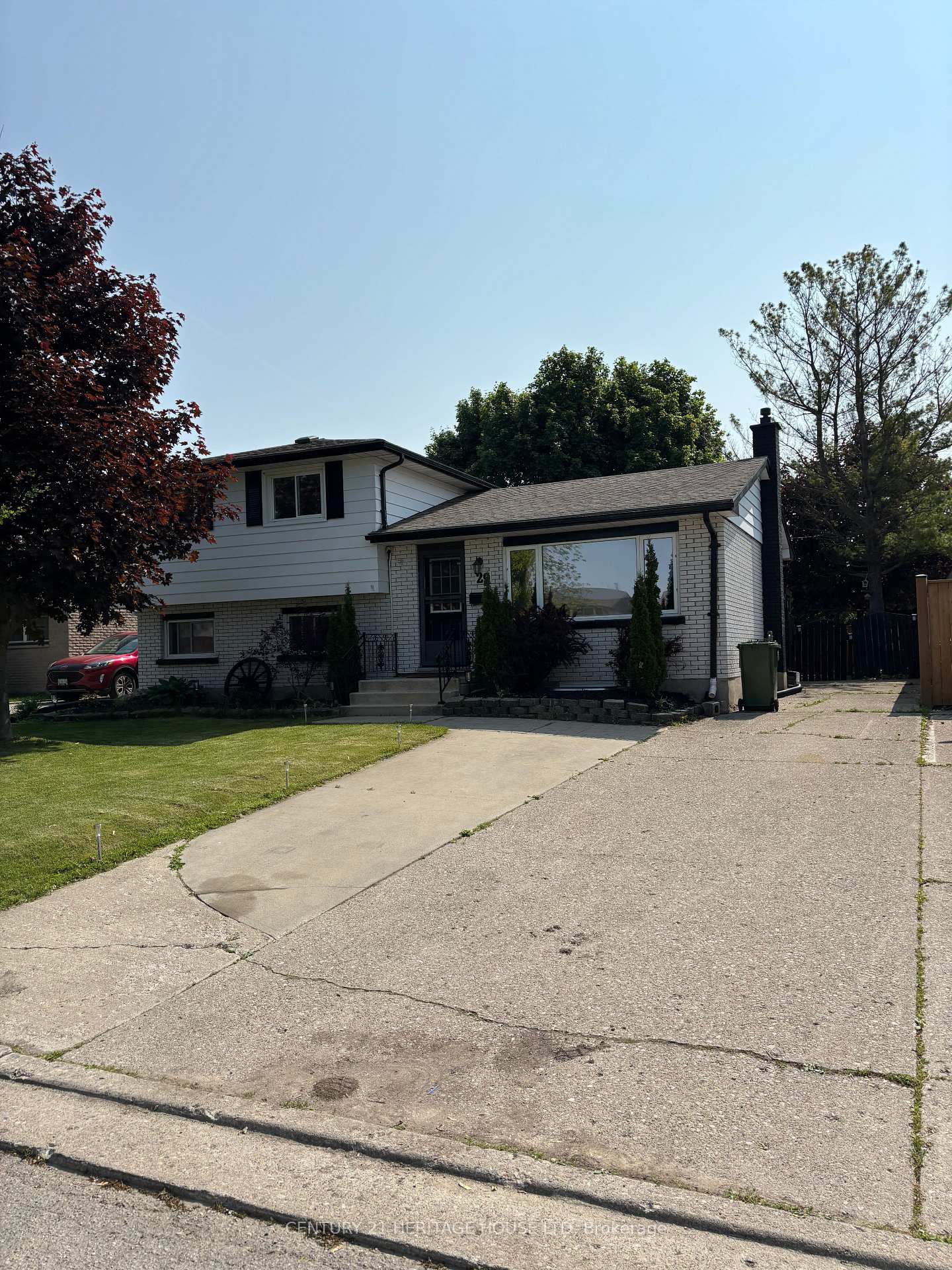 29 Mccully Drive, St. Thomas, ON N5R 5E3