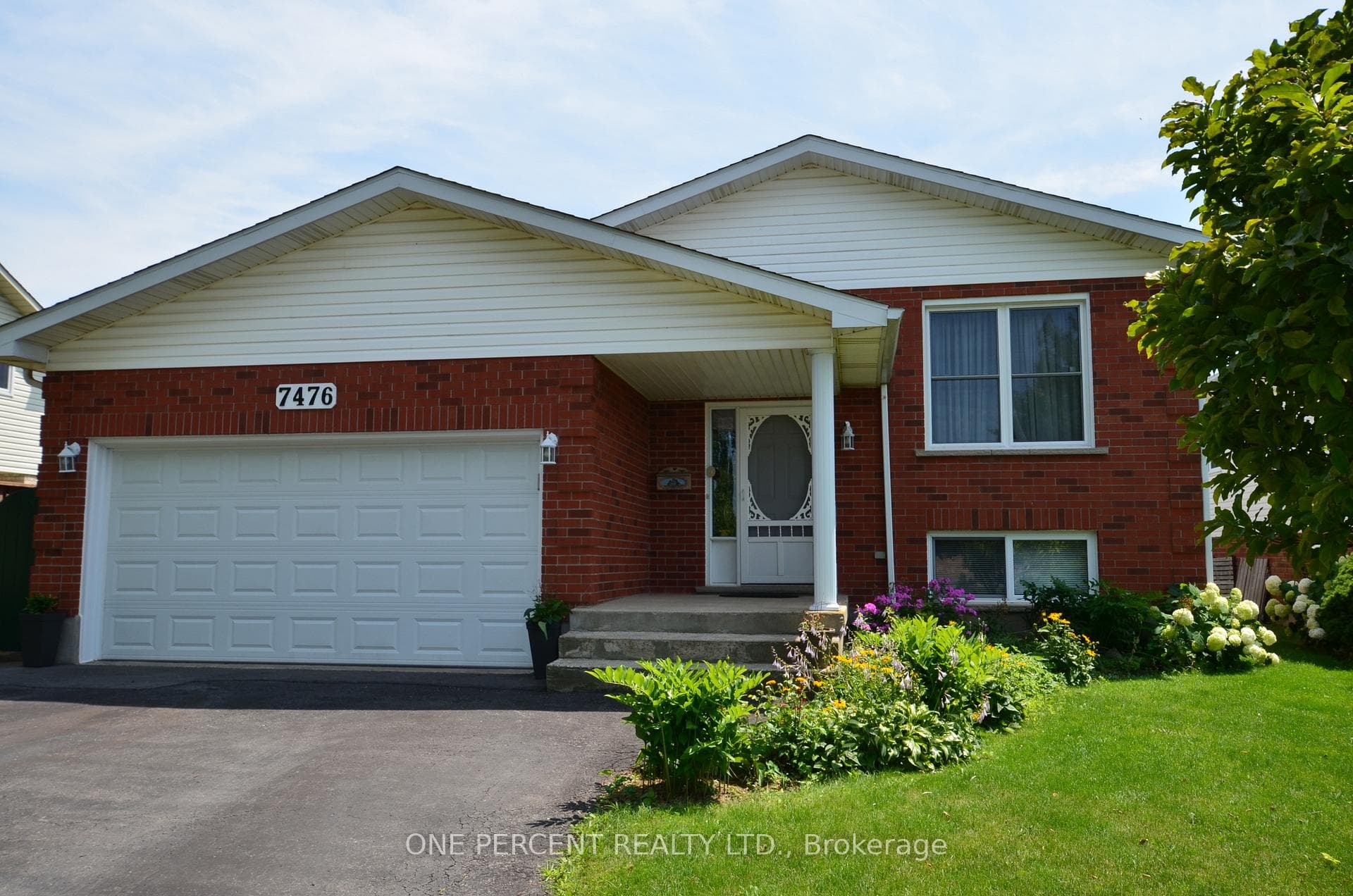 7476 Monastery Drive, Niagara Falls, ON L2H 3A7
