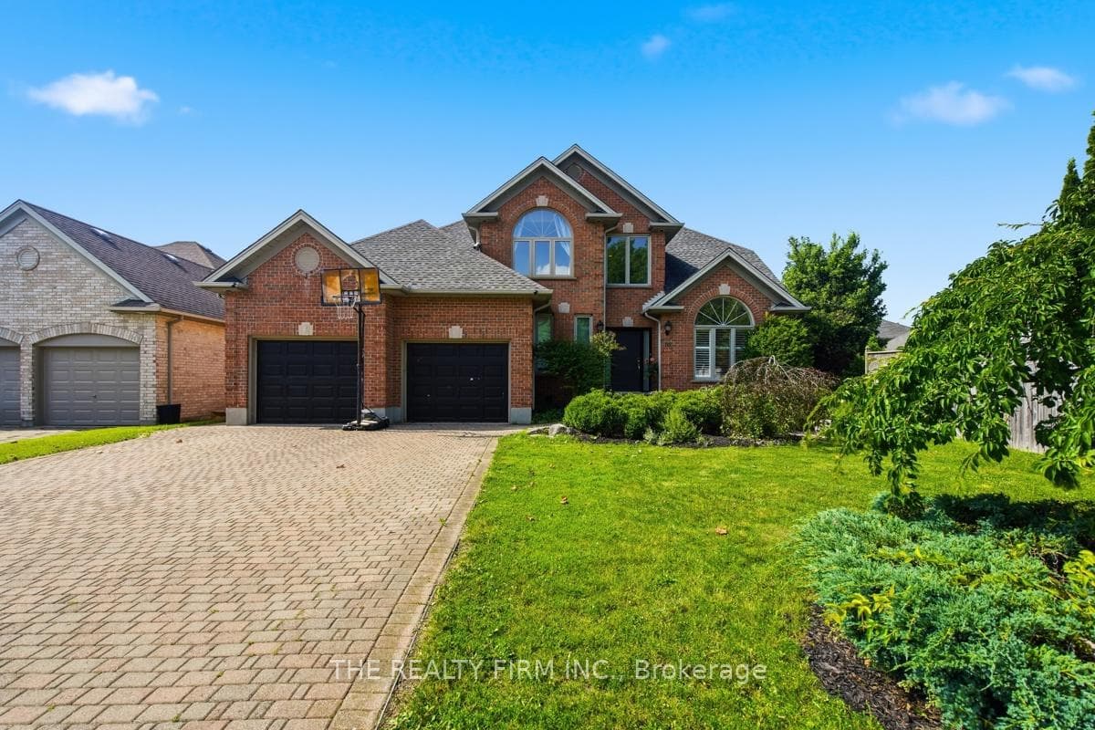 16 Fitzwilliam Boulevard, London North, ON N6H 5H9