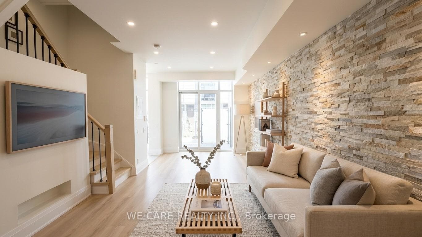 15 Valhalla Inn Road 15, Toronto, ON M9B 0B3