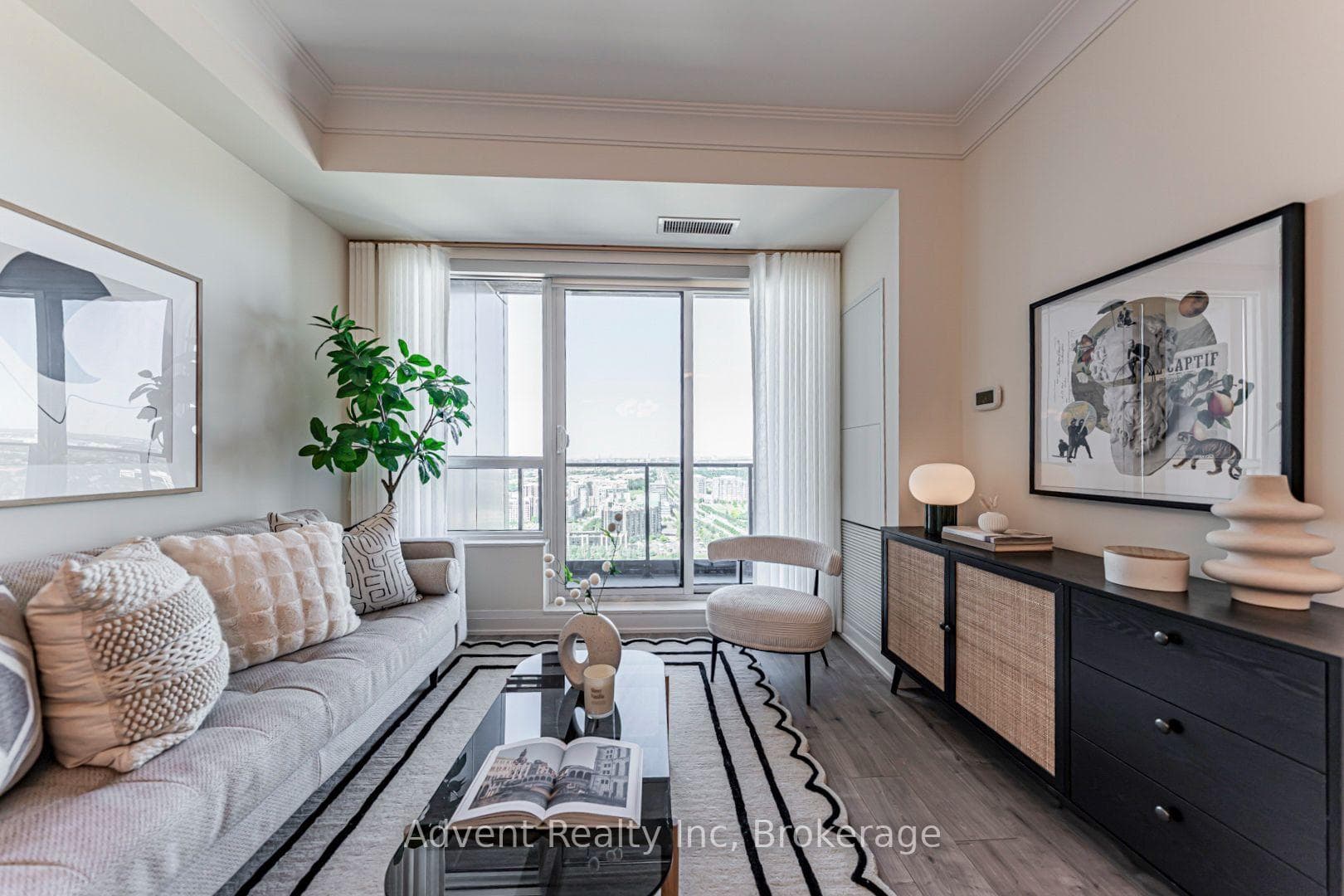 18 Water Walk Drive 3806, Markham, ON L3R 6L5