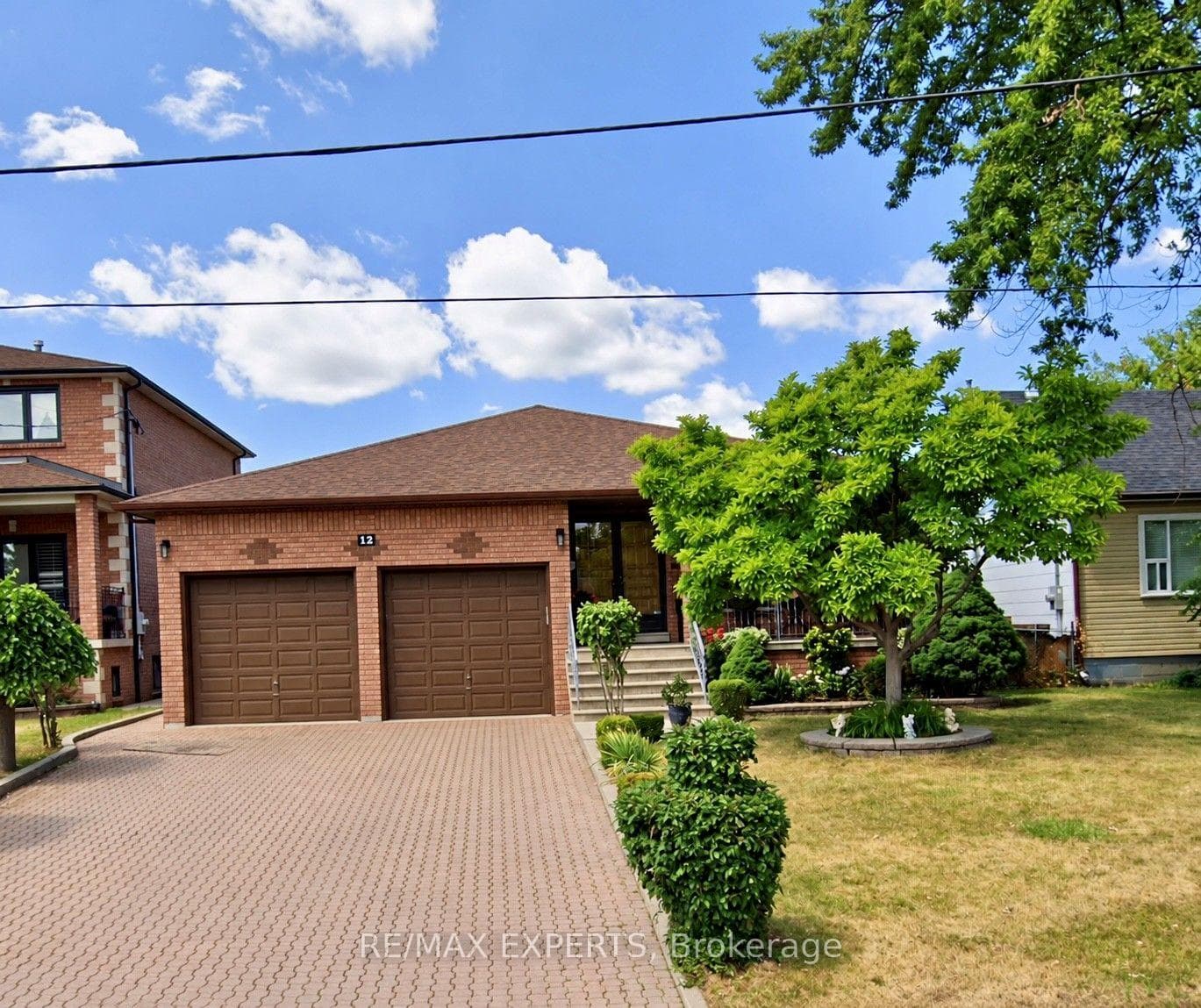 12 Endicott Avenue, Toronto, ON M9W 3V7