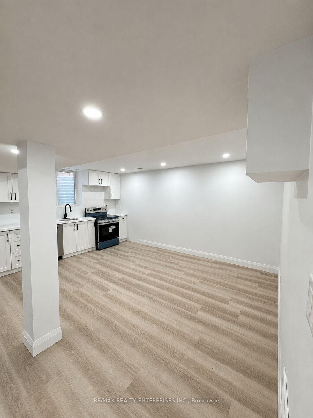 154 Thames Way Basement, Hamilton, ON L0R 1W0