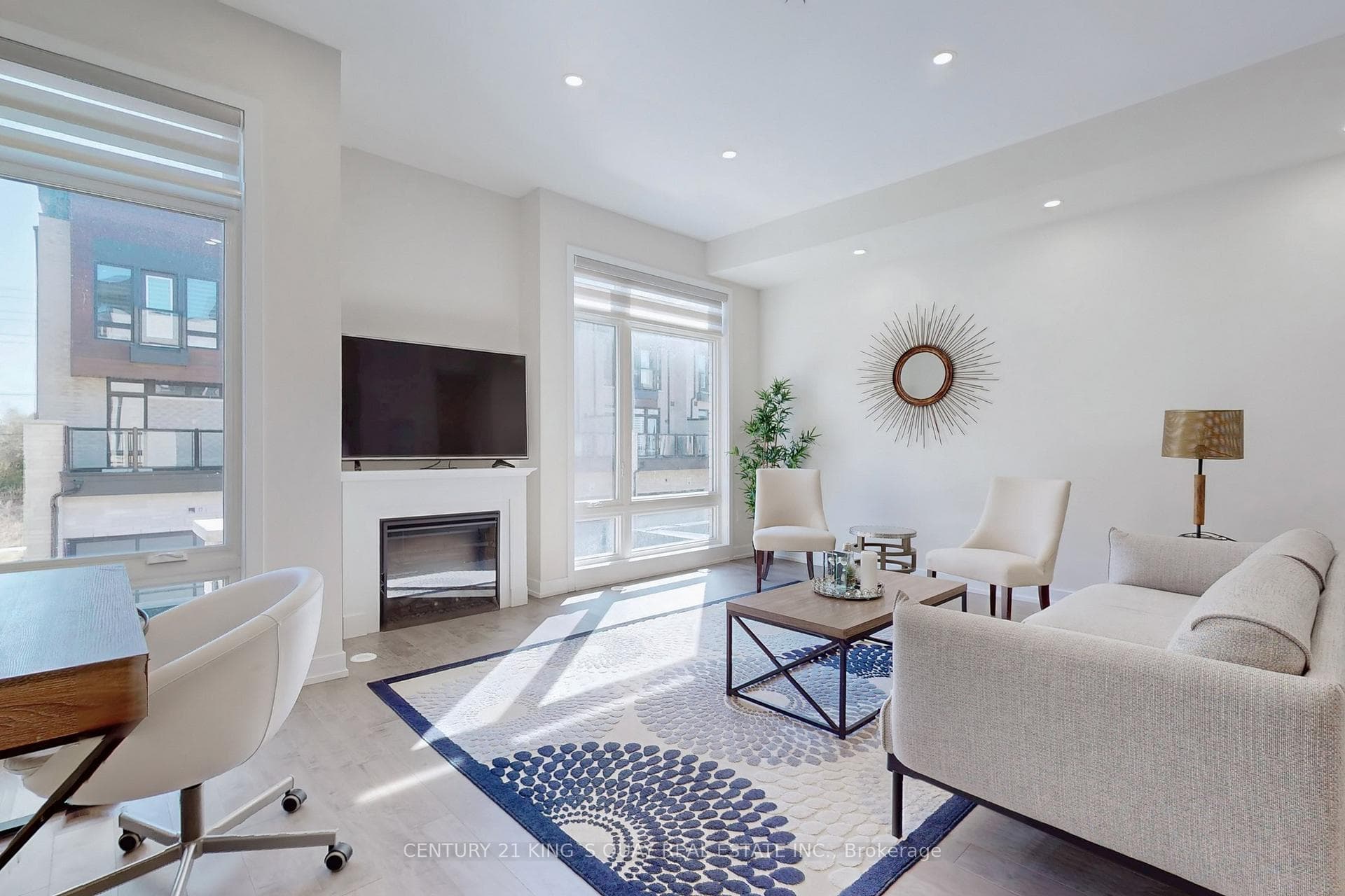 16 Credit Lane, Richmond Hill, ON L4E 1G9