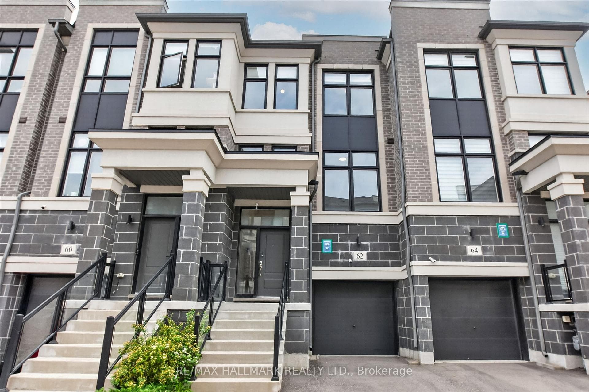 62 Pantheon Lane, Markham, ON L6E 0V3