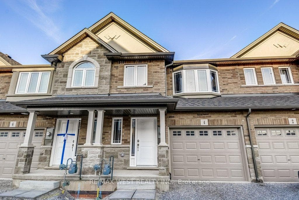 4 Glade Lane, Hamilton, ON L0R 1P0