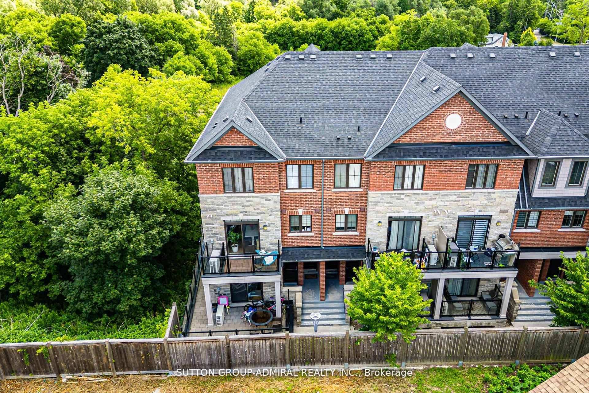 196 Pine Grove Road 3, Vaughan, ON L4L 0H8