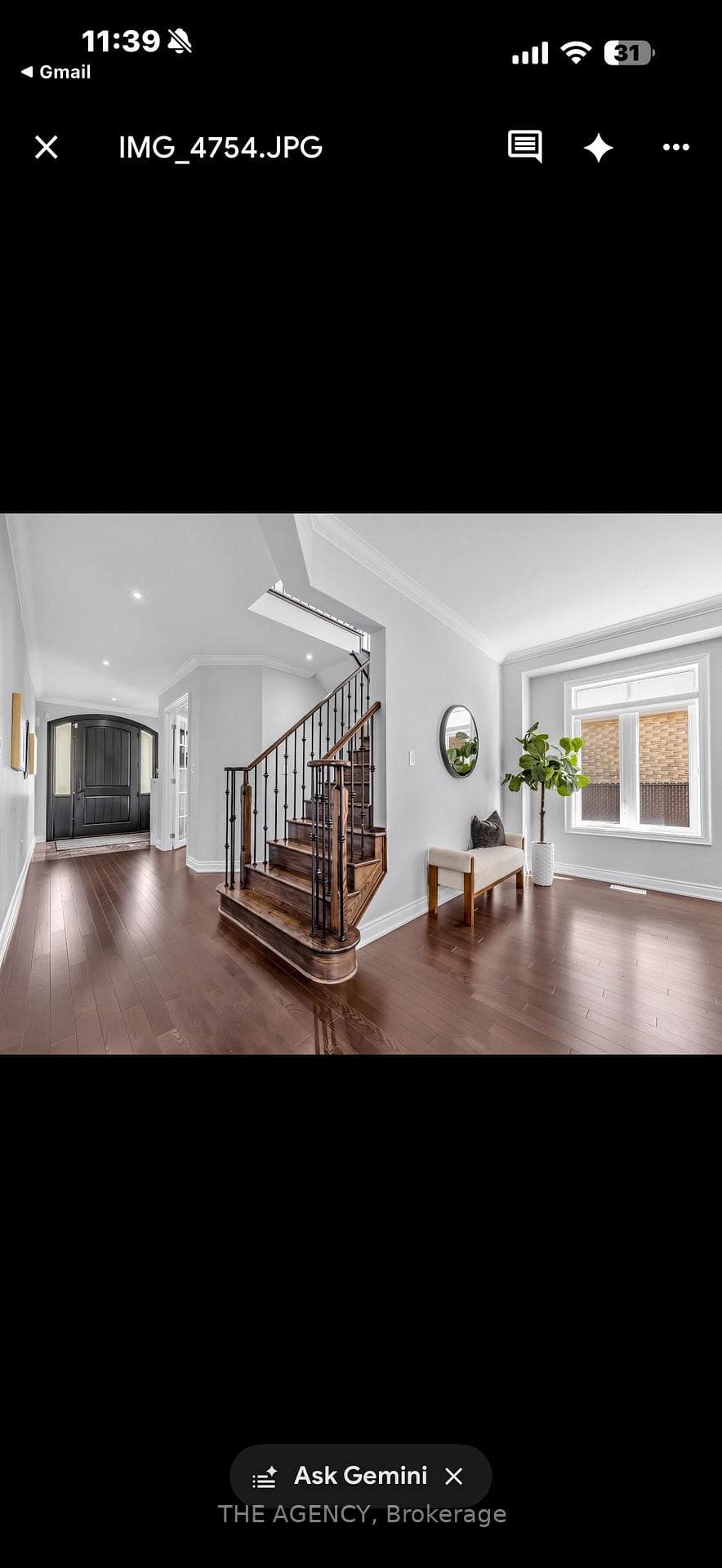 576 Oakwood Drive, Pickering, ON L1W 2W7