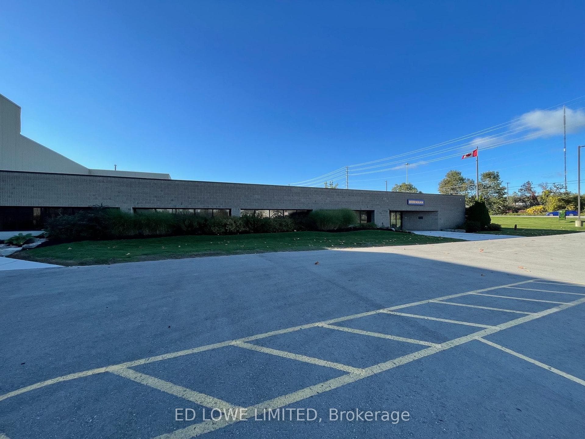 200 Fairview Road 2, Barrie, ON L4N 8X8
