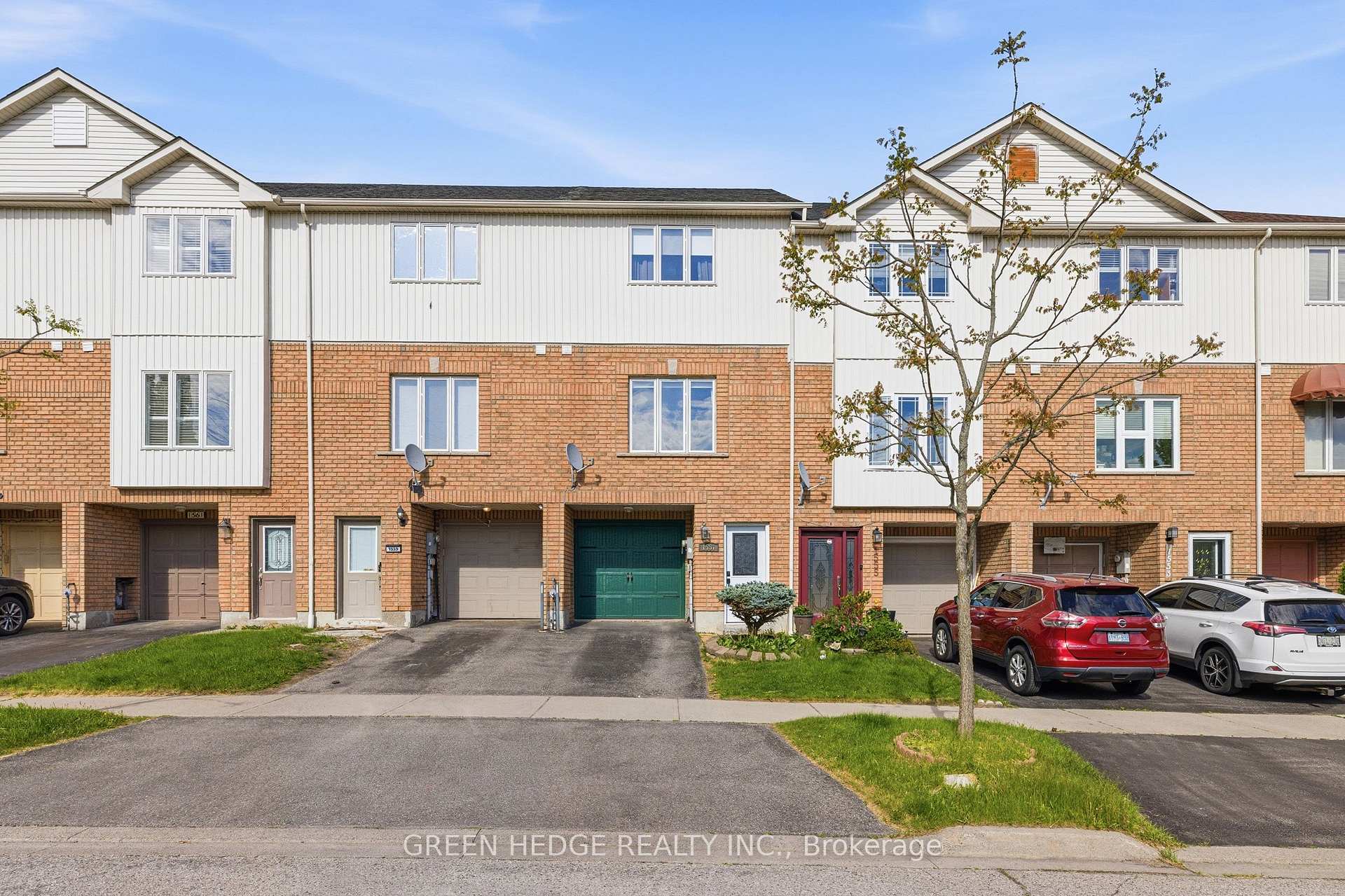1557 Hummingbird Court, Pickering, ON L1V 7H8