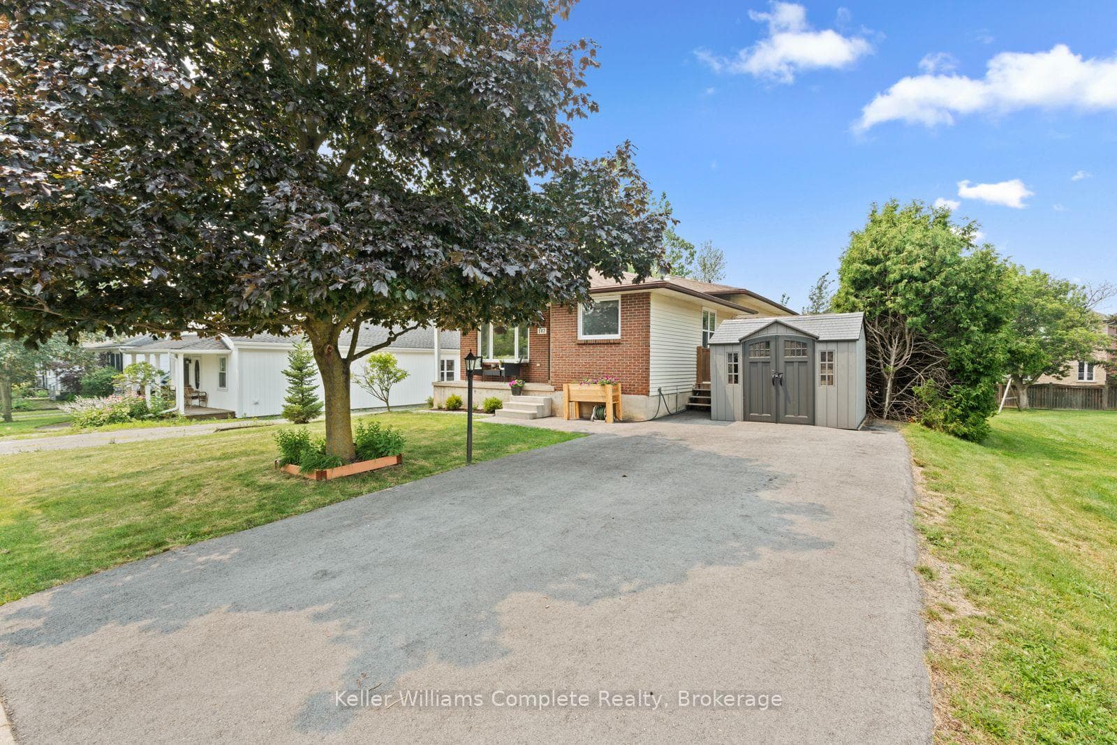 187 Dufferin Avenue, West Lincoln, ON L0R 2A0