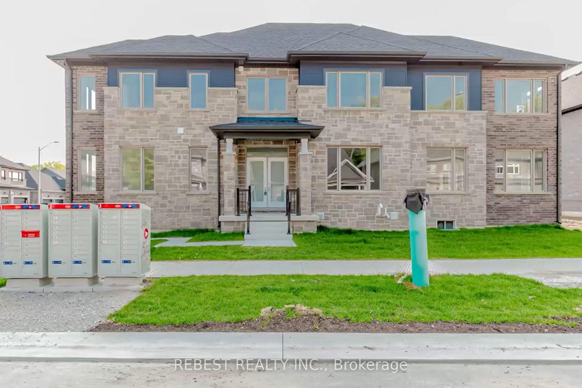46 Franklin Trail, Barrie, ON L9J 0B1