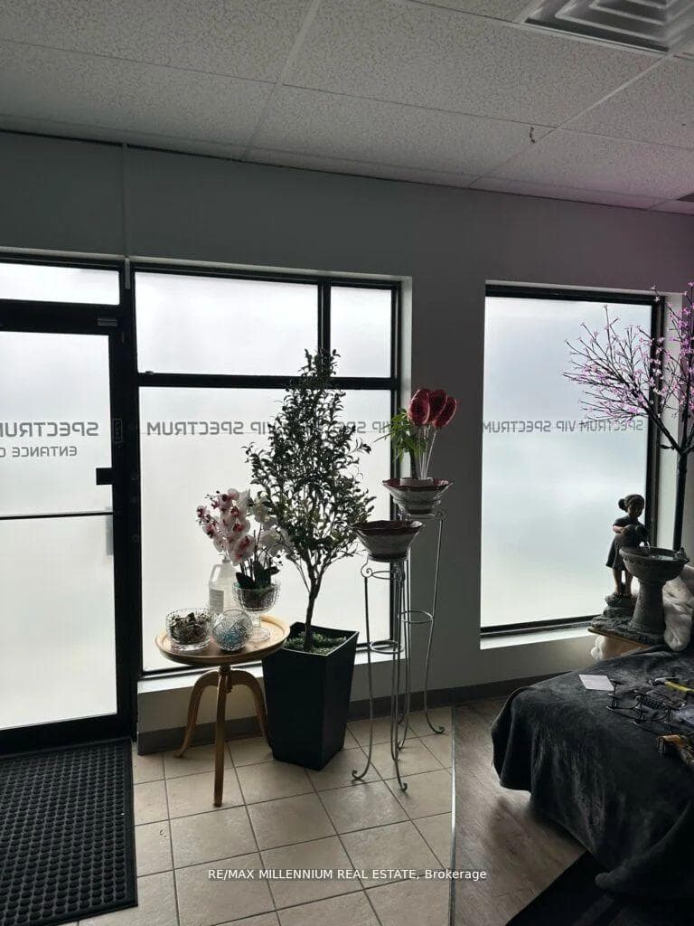 227 Bunting Road, St. Catharines, ON L2M 3Y2
