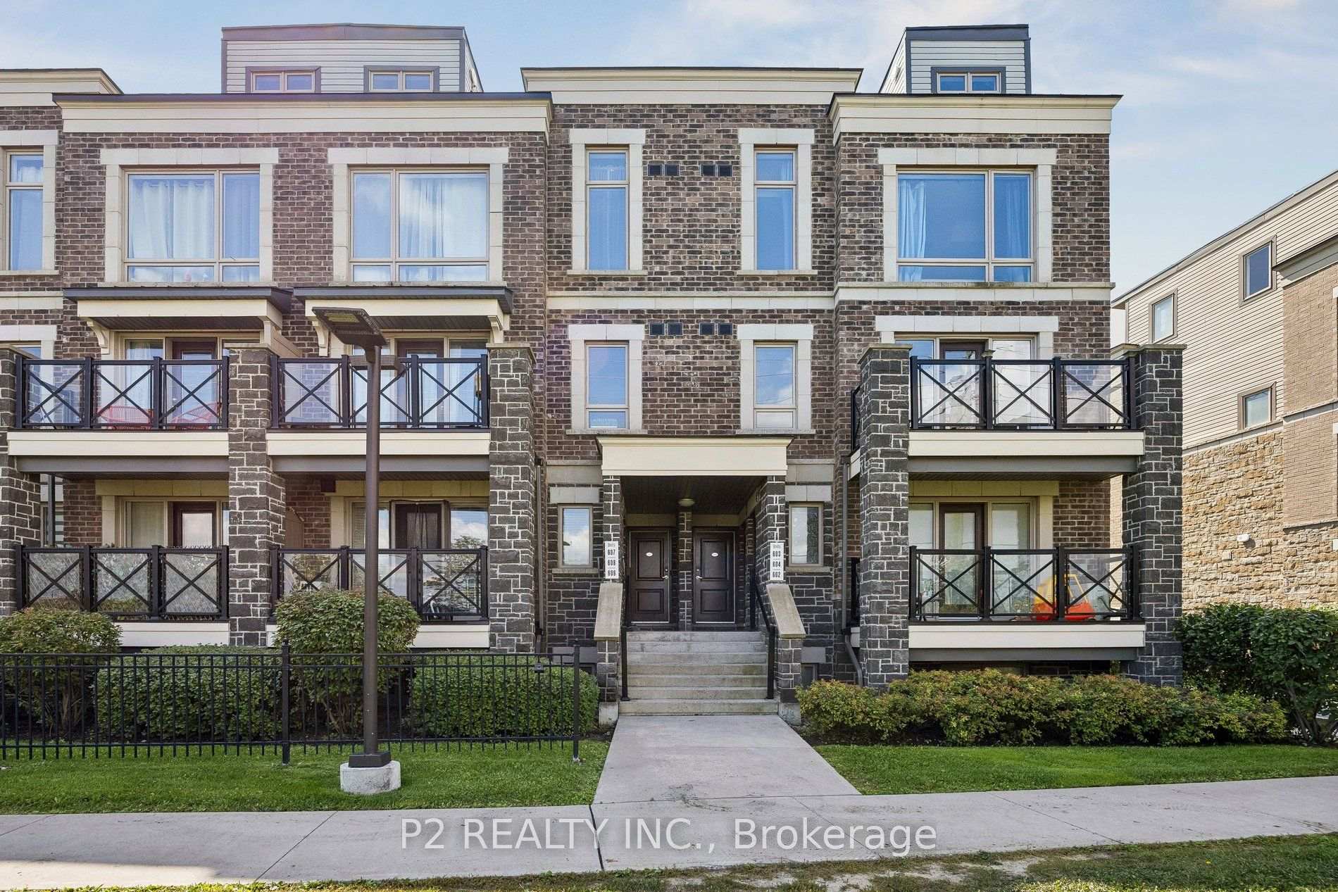 50 Dunsheath Way S 608, Markham, ON L6B 1N3