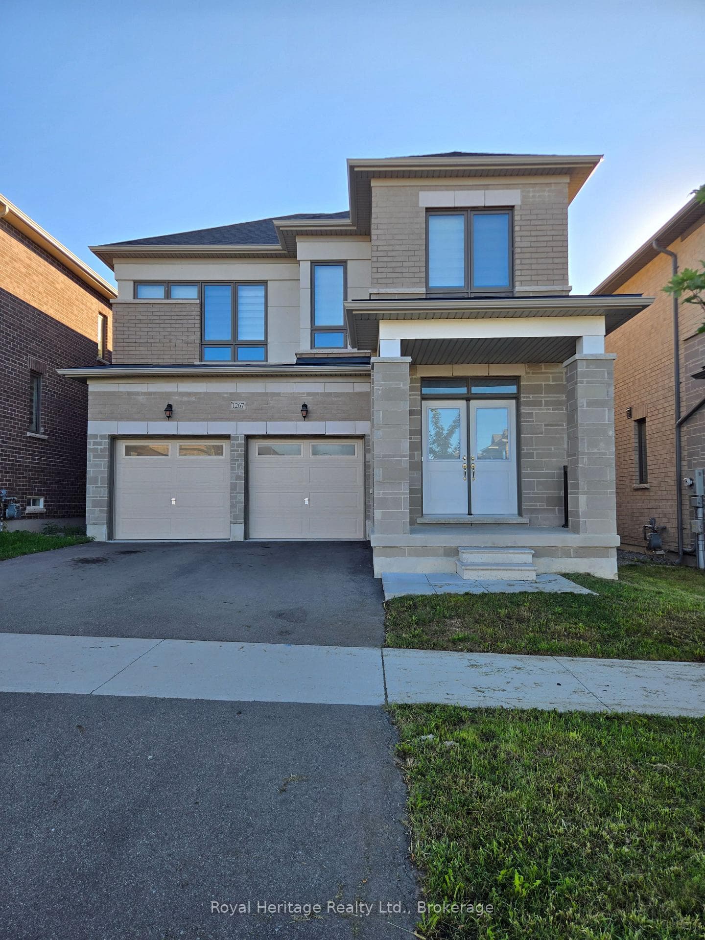1267 Plymouth Drive, Oshawa, ON L1L 0T9