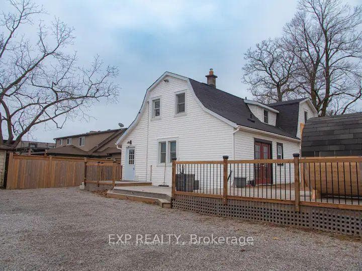 3090 Montrose Road, Niagara Falls, ON L2E 6S4