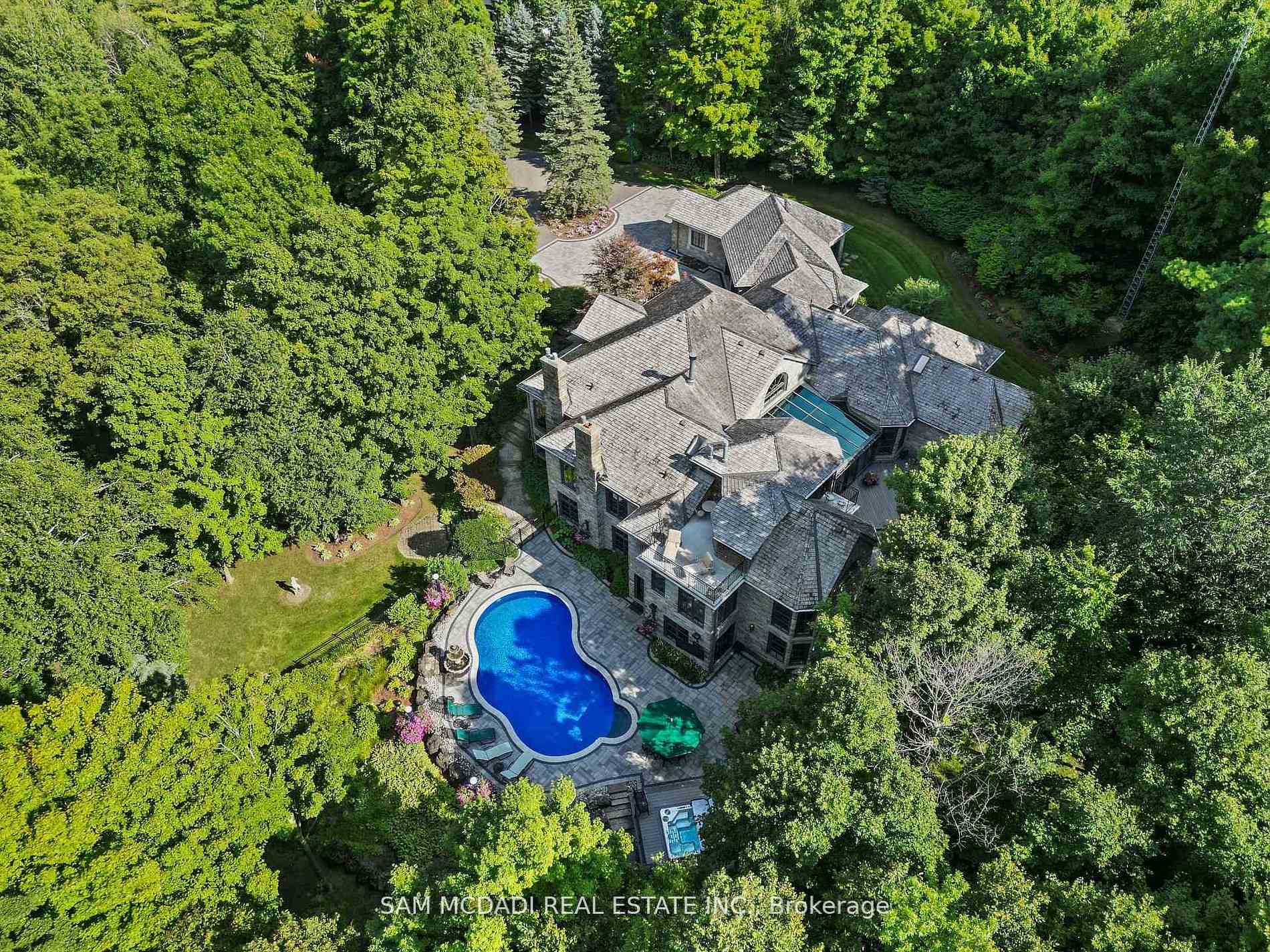 10140 Pineview Trail, Milton, ON L0P 1B0