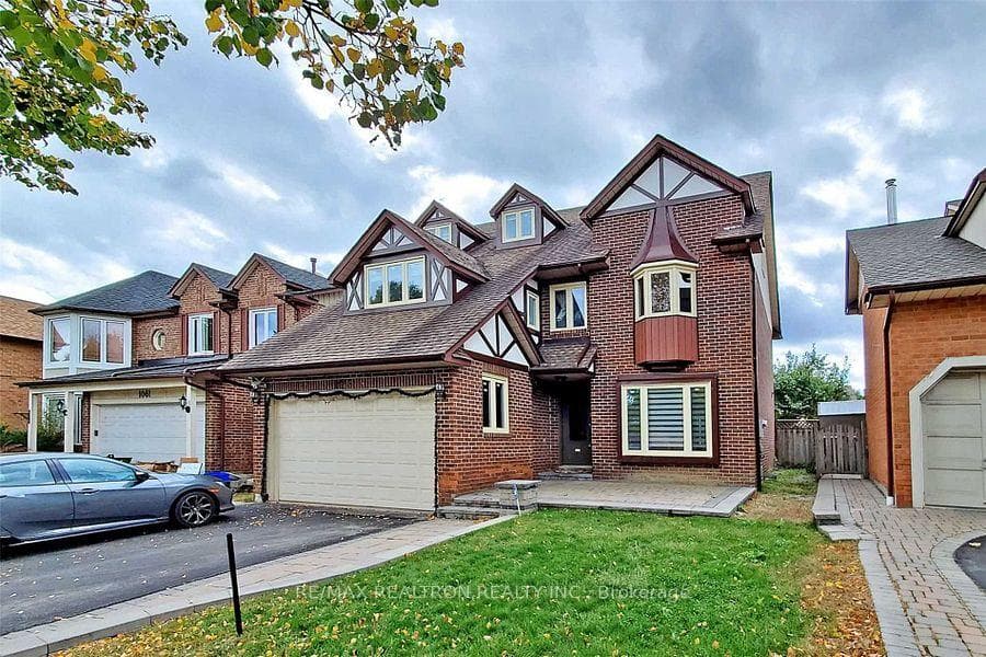 1059 Glenanna Road, Pickering, ON L1V 5E4