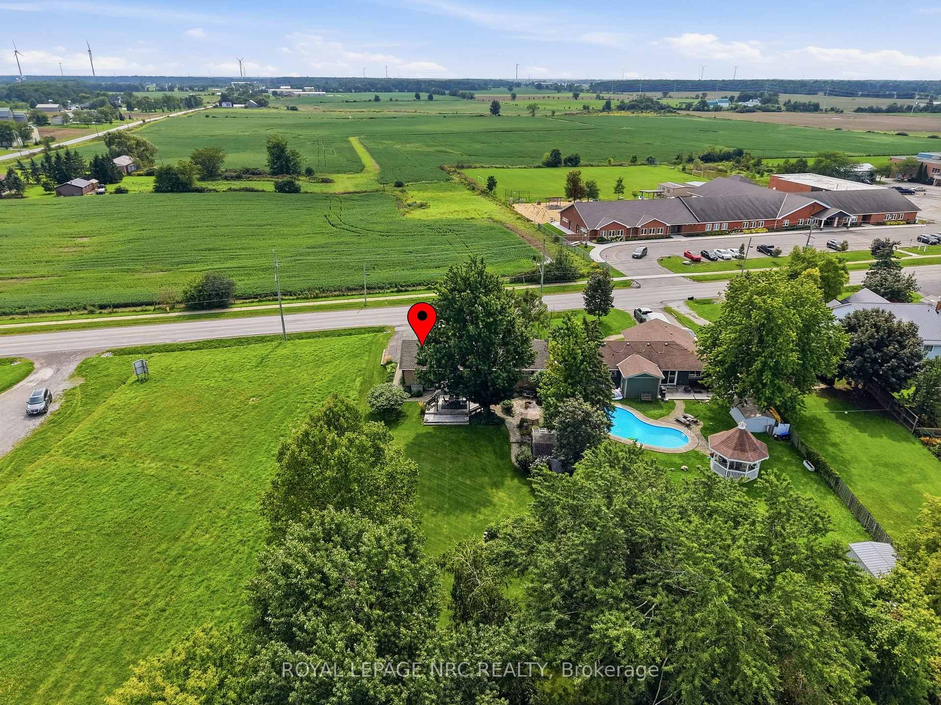 6453 Townline Road, West Lincoln, ON L0R 2A0