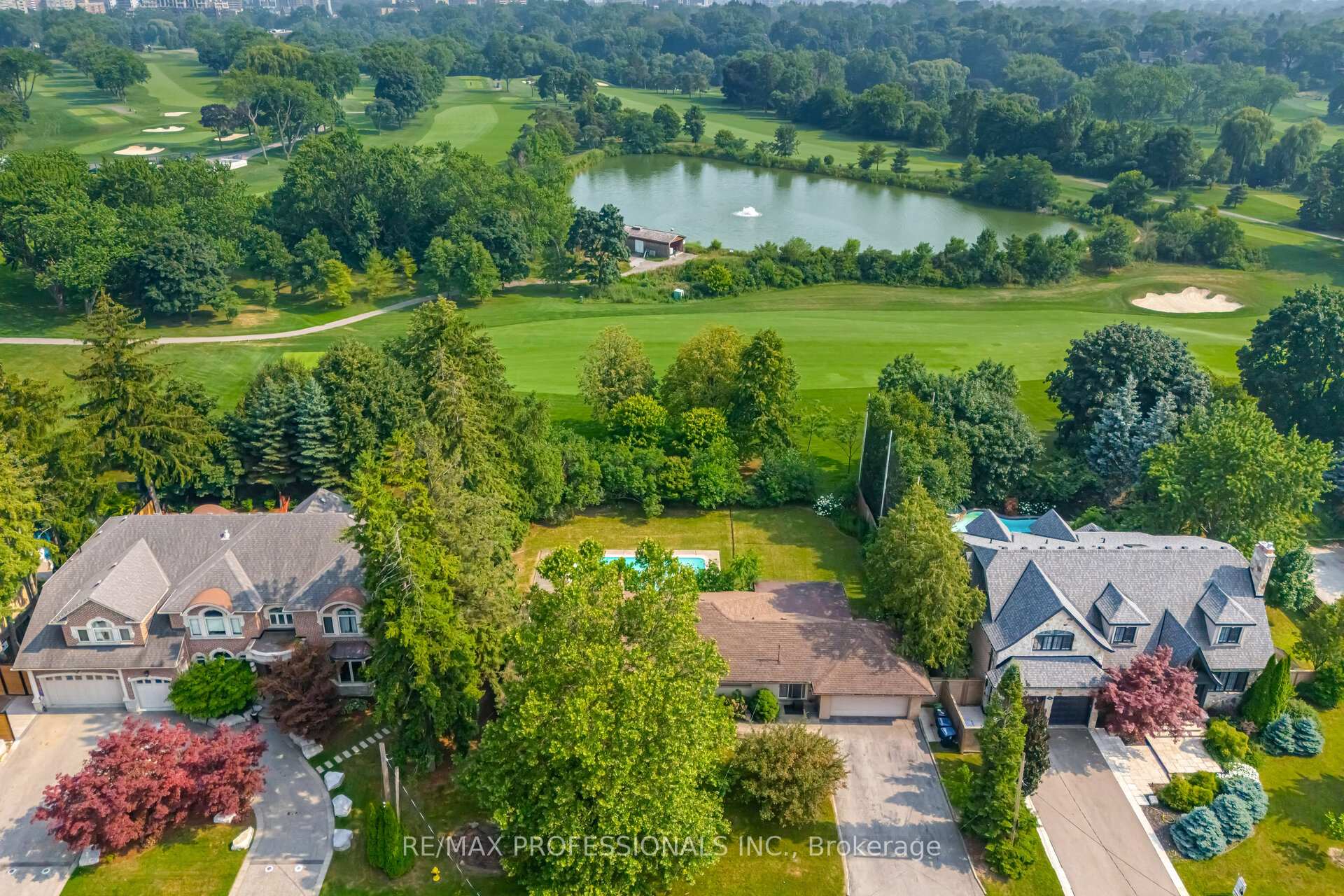 55 Bywood Drive, Toronto, ON M9A 1M1