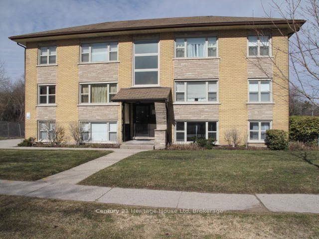 126 Waverley Drive #6, Guelph, ON N1E 1G8