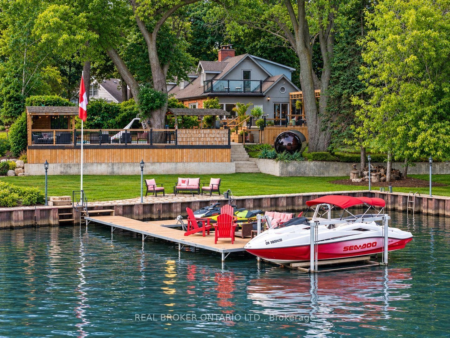 413 Indian Road, Burlington, ON L7T 3T4